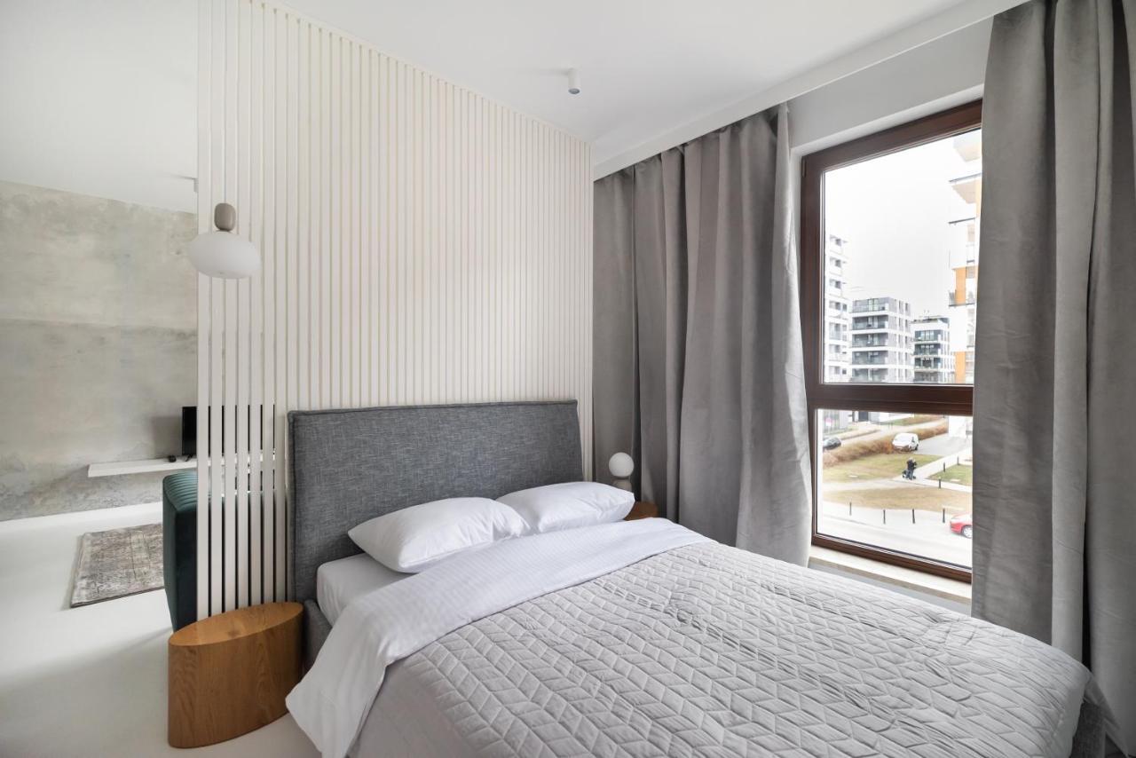 Wola Artistic Designer Apartment Варшава Екстер'єр фото